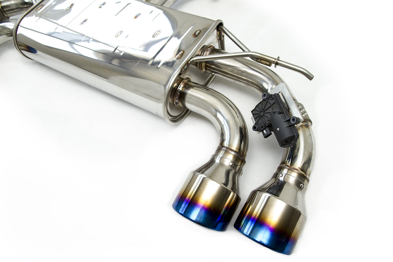 Invidia Q300 Valved Turbo Back Exhaust with Round Ti Rolled Tips (Golf R 17-20)
